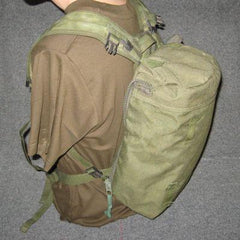 British Yoke. Side Pouch. 90-Patt. Olive Green.