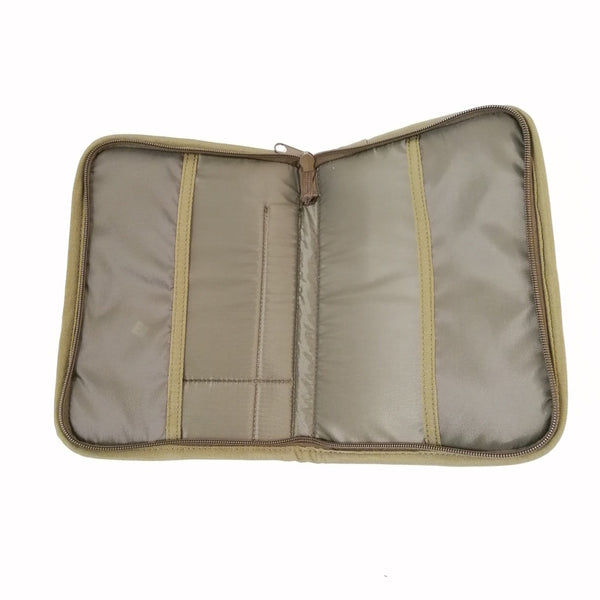 Admin: Arktis Document Folder. A5. New. D.P.M.