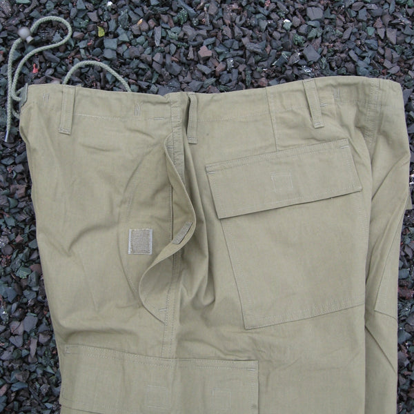 A.S.R-style Peached P/C 6-Pkt 'Combats' in O/G.