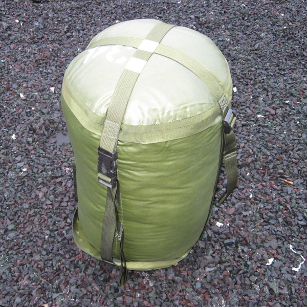 British Long-length '90-Patt. Sleeping Bag. Olive.