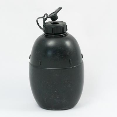 British '58 Patt. 1lt Water Bottle. Used/Graded. Black.