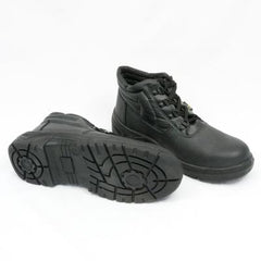 Padded Basic+ S1-P Safety Boot. Metric sizing. New. Black.