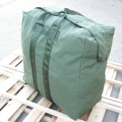 U.S Nylon Nylon Aviators Holdall. New. Olive Drab.